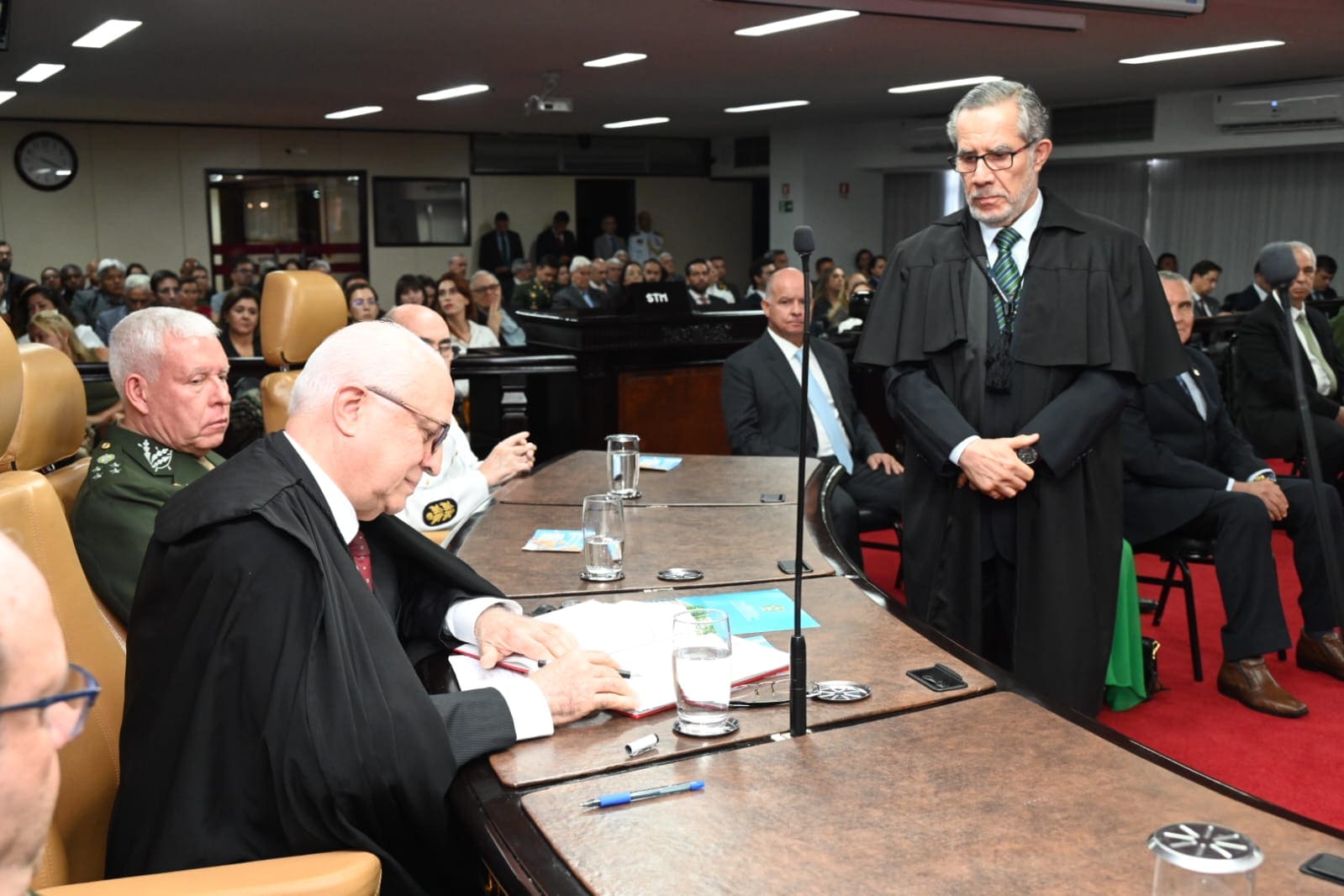 Nova diretoria da ENAJUM toma posse para o biênio 2026-2028